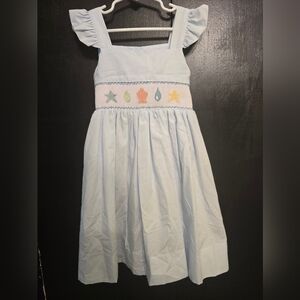 Lulu Bebe Light Blue Seashell Smocked Dress Size 4T